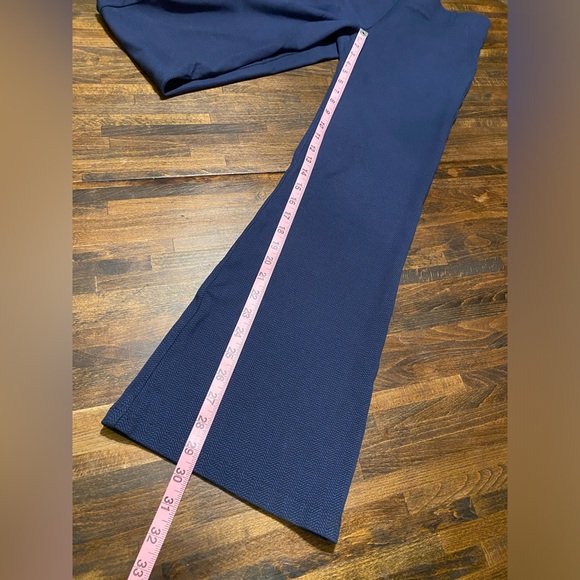 Womens Betabrand Pants Medium Navy Flare Pull On Stretch Yoga Lot of 2 AOP - Picture 12 of 13